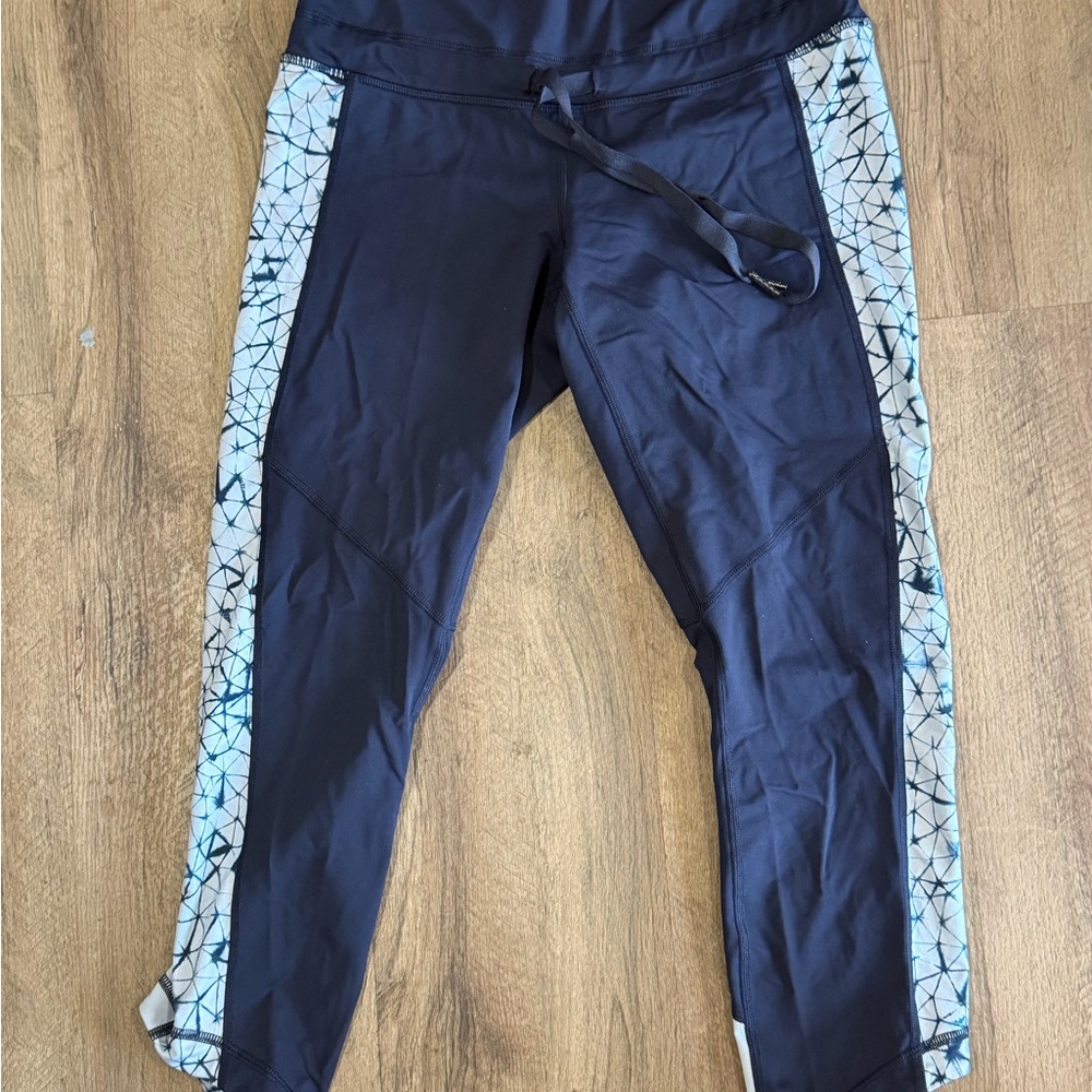 lululemon athletica Navy Leggings with White Geometric Side Panels